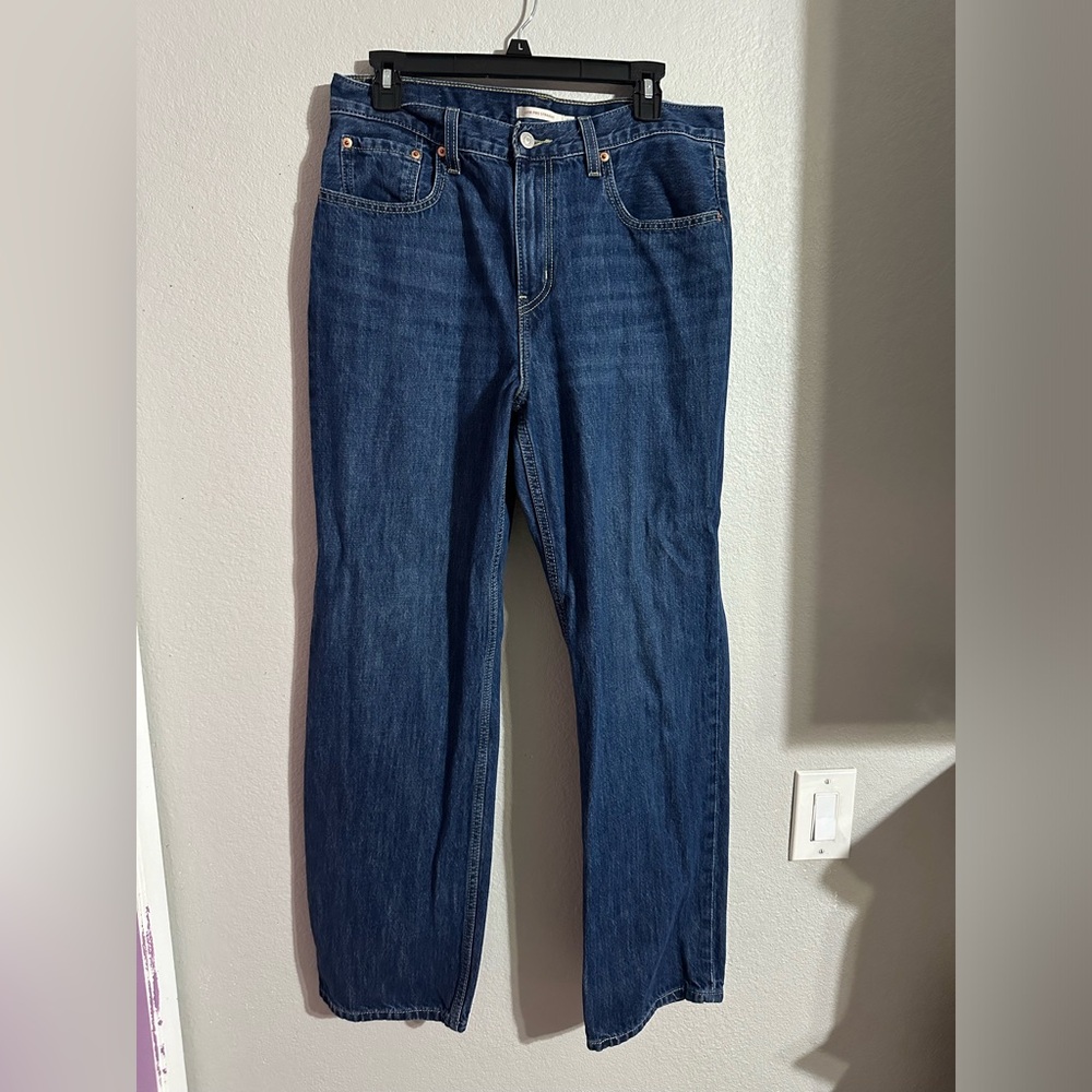 Women’s Levi low pro jean